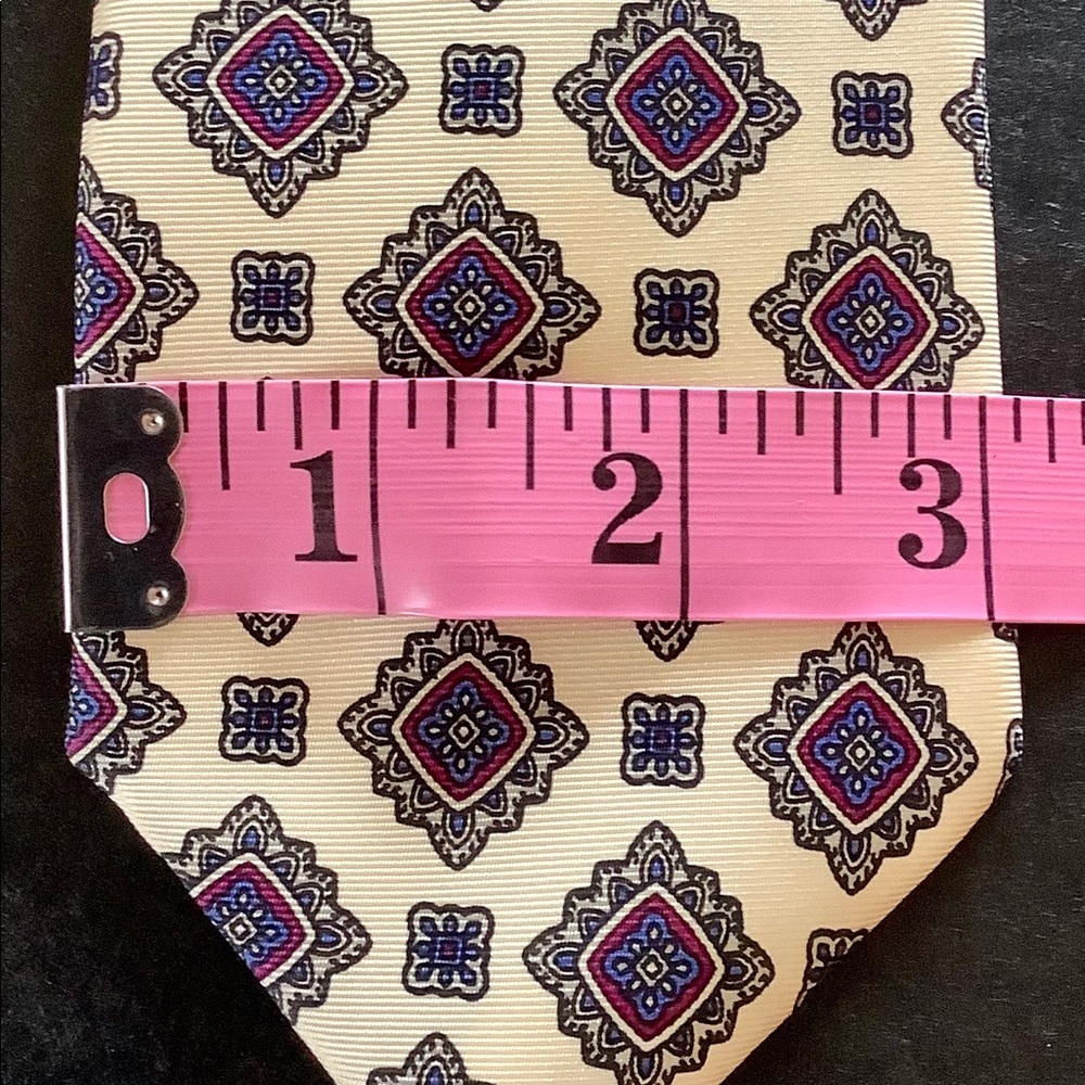 Briar Vintage Silk Men’s Necktie - Picture 3 of 7